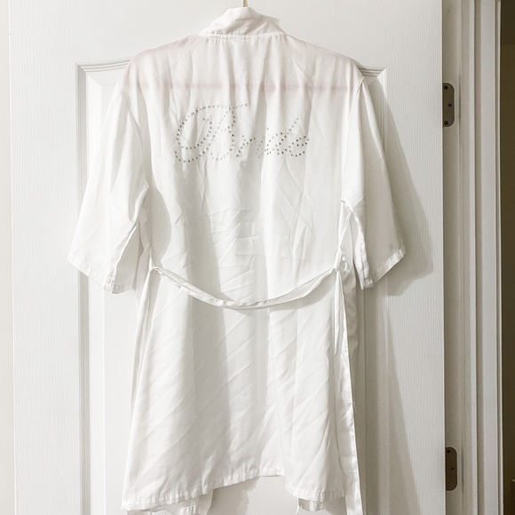 Bridal Robe - Picture 2 of 7